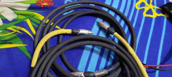 Monster cable