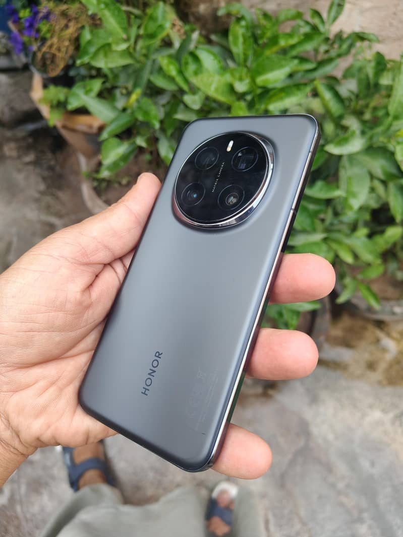 Honor Magic7 Pro 0