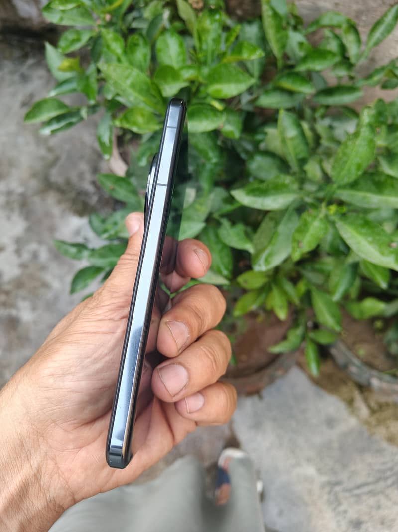 Honor Magic7 Pro 1