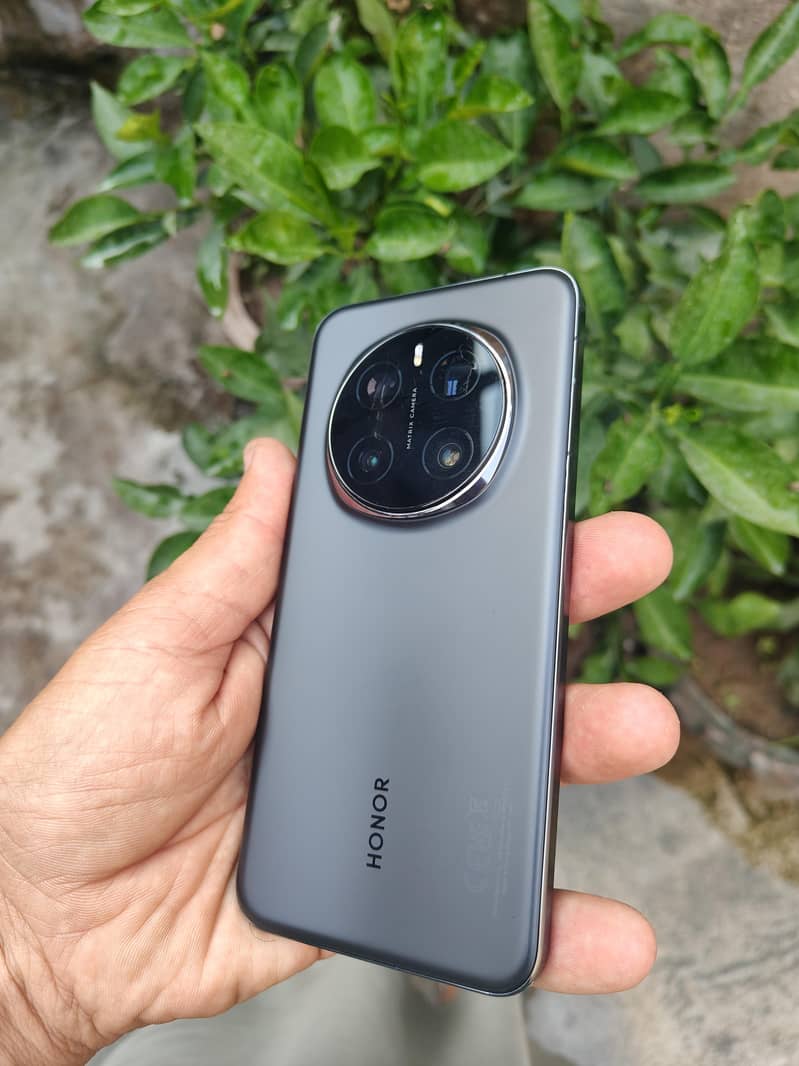 Honor Magic7 Pro 8