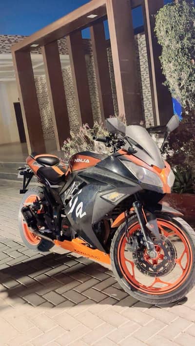 Kawasaki Ninja 250cc heavy Bike for sale
