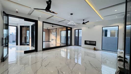 1 Kanal Full House For Rent In DHA Phase 7 - Near Park And Commercial Market