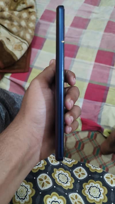 Motorola Edge 2021