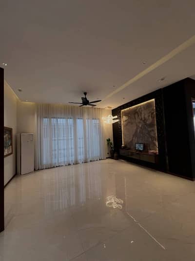 1 Kanal Slightly Use Full House For Rent In DHA Phase 6 With Basement