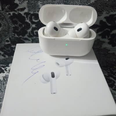 air pods