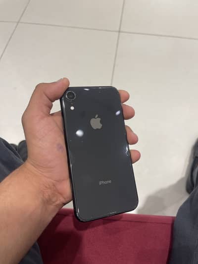 Apple iPhone XR WhatsApp (03153780306)