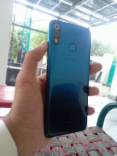 Infinix Hot 8 Lite