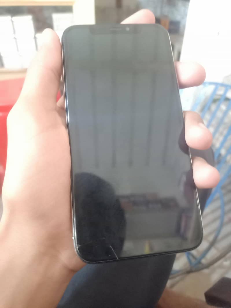 Apple iPhone X 5