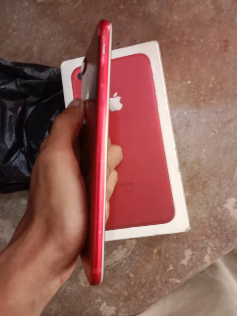 Apple iPhone 7 Plus 1