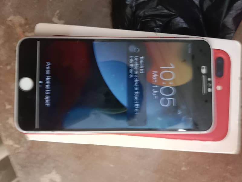 Apple iPhone 7 Plus 5