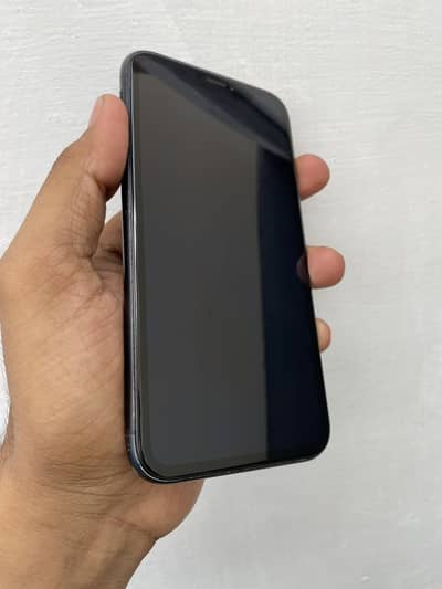 iPhone XR 64GB - Perfect Gaming & WiFi Device (Urgent Sale)