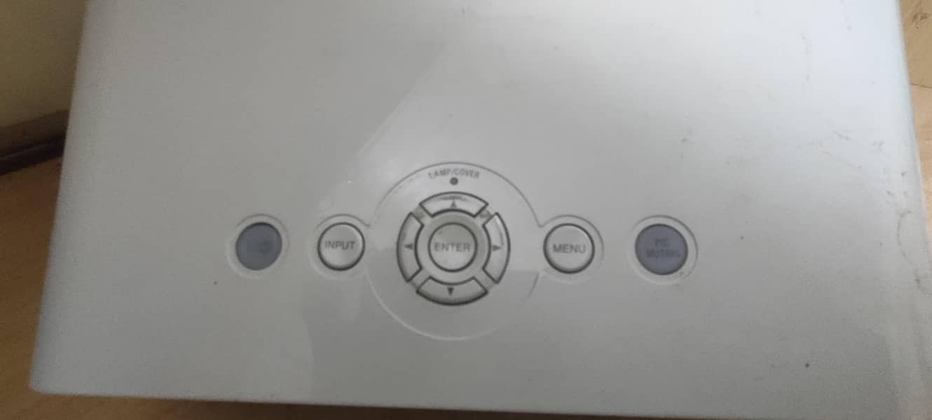 Sony Multimedia Projector 6