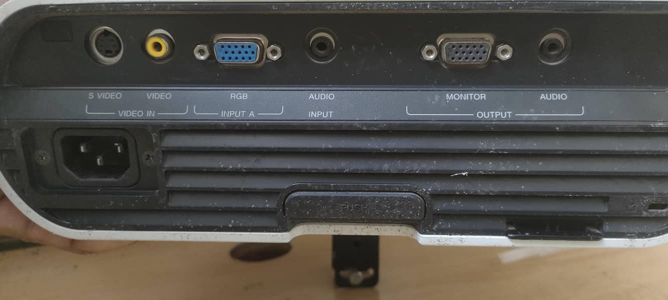 Sony Multimedia Projector 8