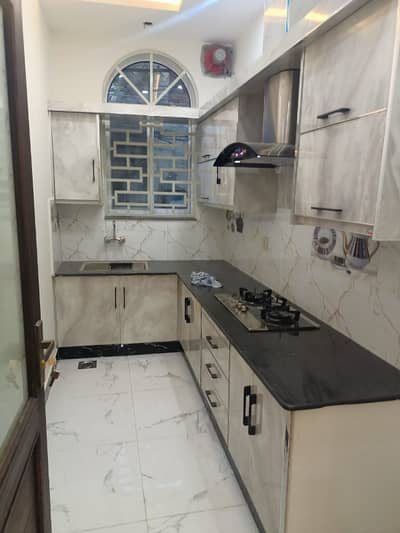 3 Marla 20 SQFT Dubble Unit House For Sale ( Near Sardar Fish Walton Road )