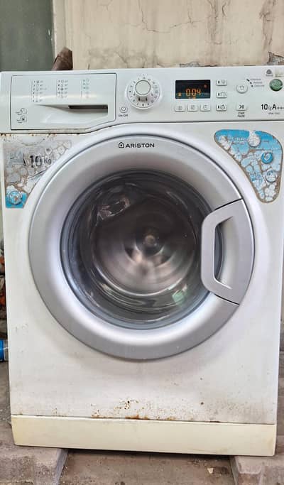 Ariston WMG 10477 front load washing machine