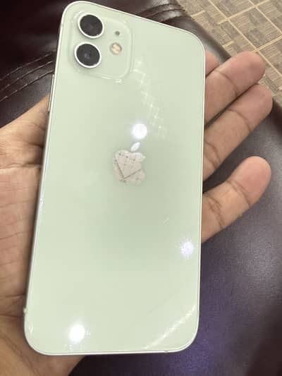 Apple iPhone 12