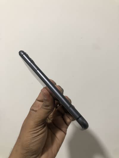 Apple iPhone 11 Water Pack Urgent sale