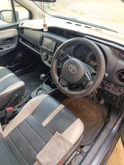 Toyota Vitz 2022
