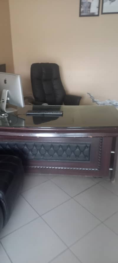 wood and glass office table 2.5× 5 foot