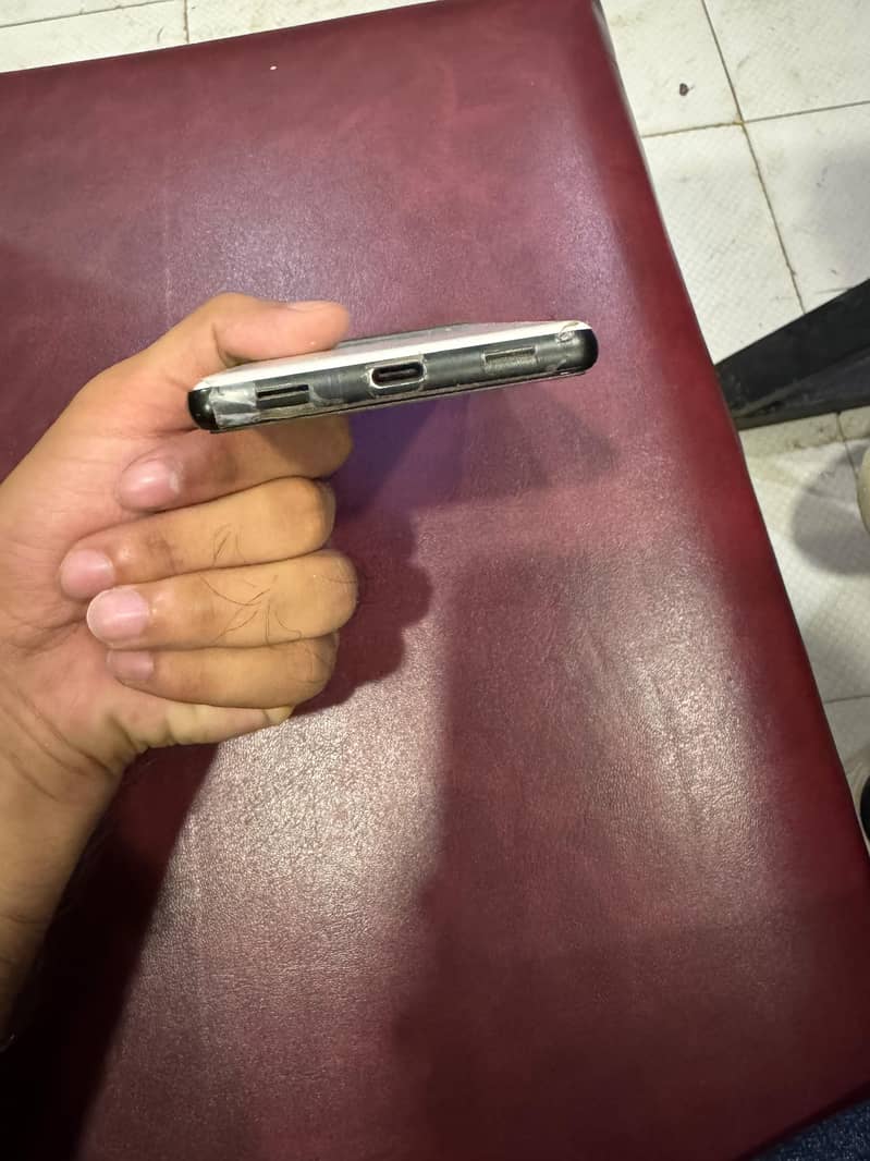 Google Pixel 6a 1