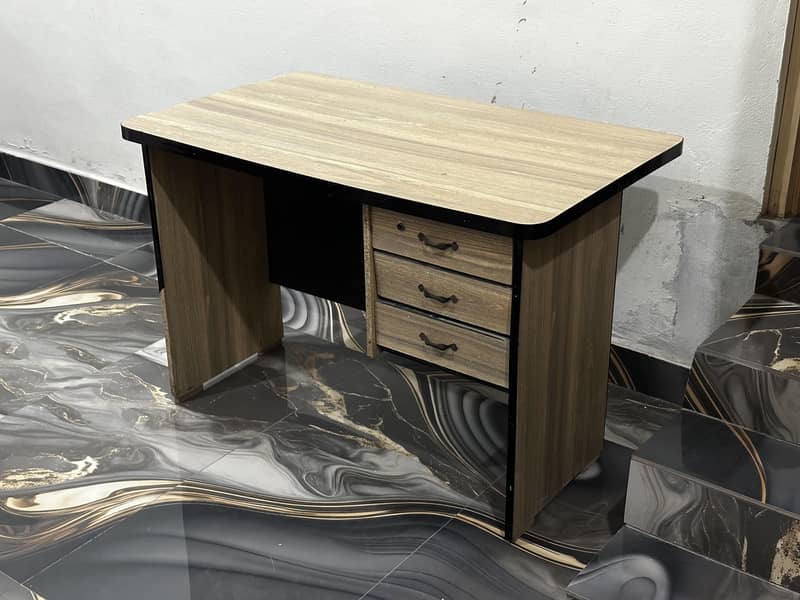 Office table 2.5 x 4ft | Computer table | Study table 1