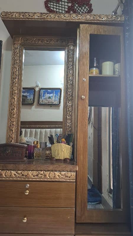 dressing table 1