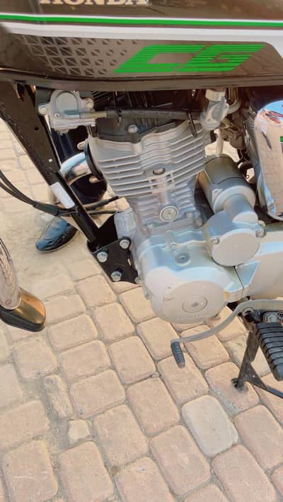 I am selling my Honda CG 125 Special audition