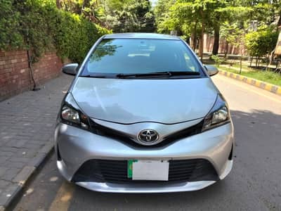 Toyota Vitz 2015