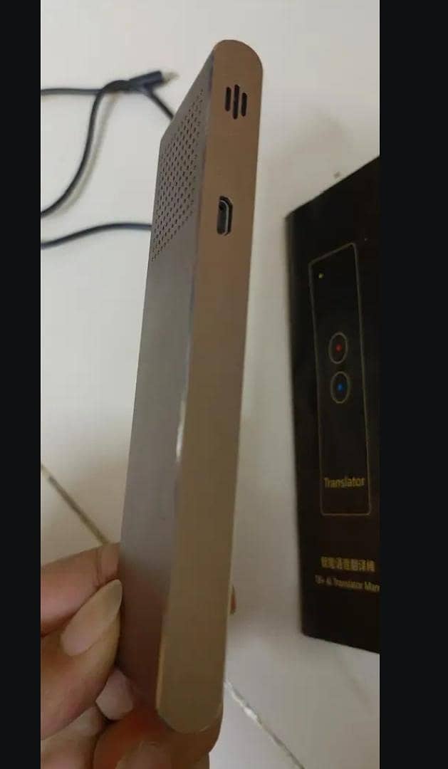language translator device 2