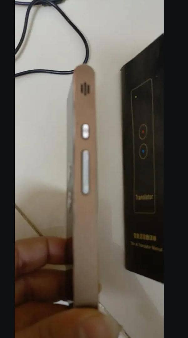 language translator device 4