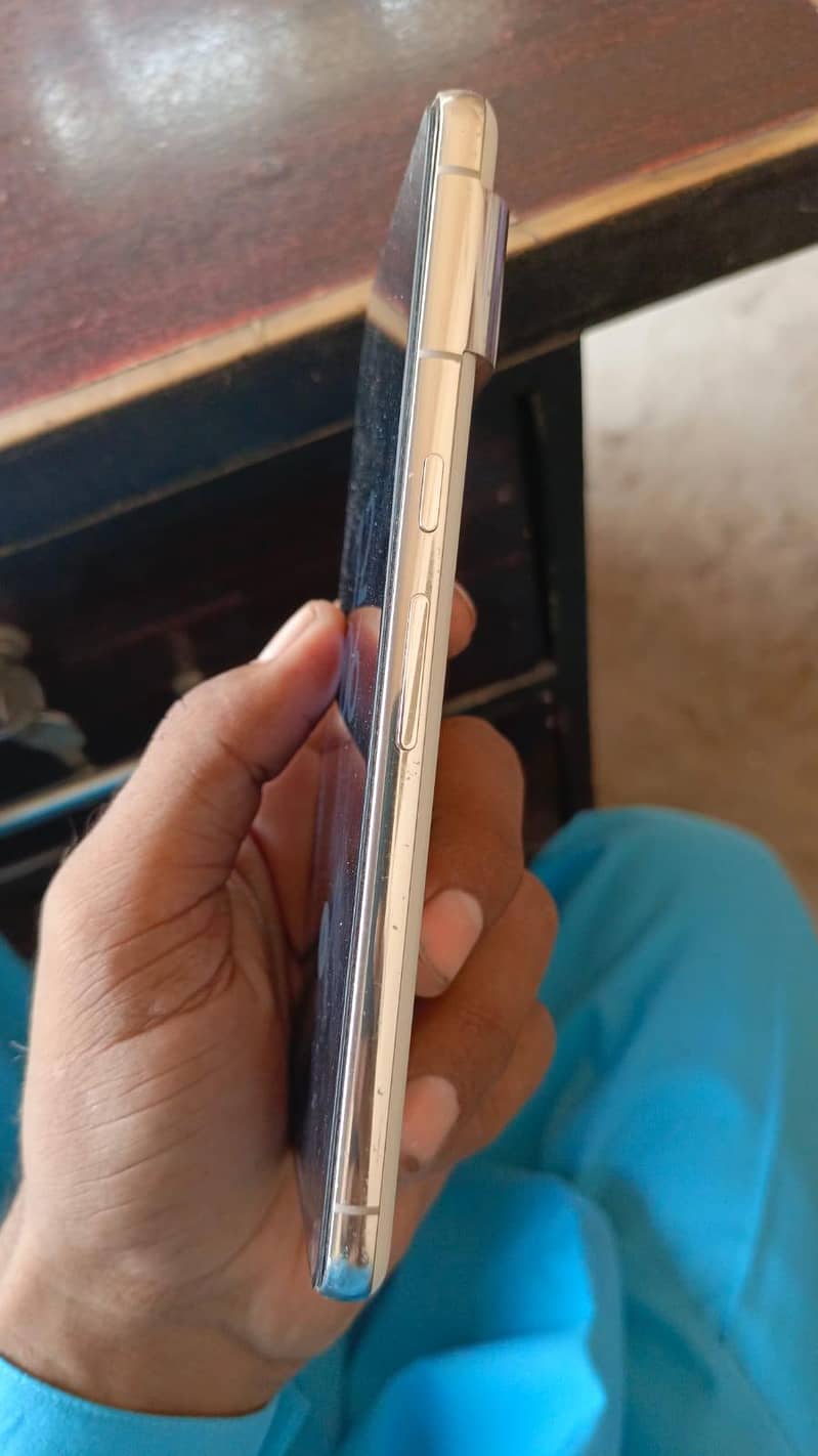 Google Pixel 8 Pro 0