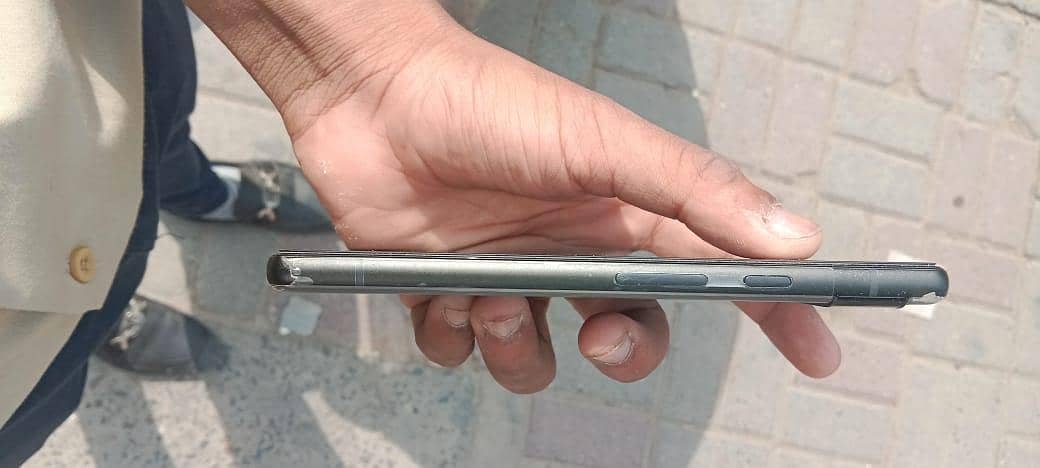 Google Pixel 6a 1