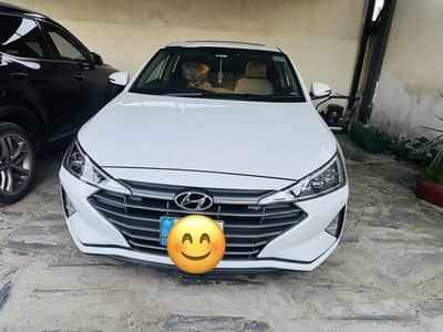 Hyundai Elantra 2022