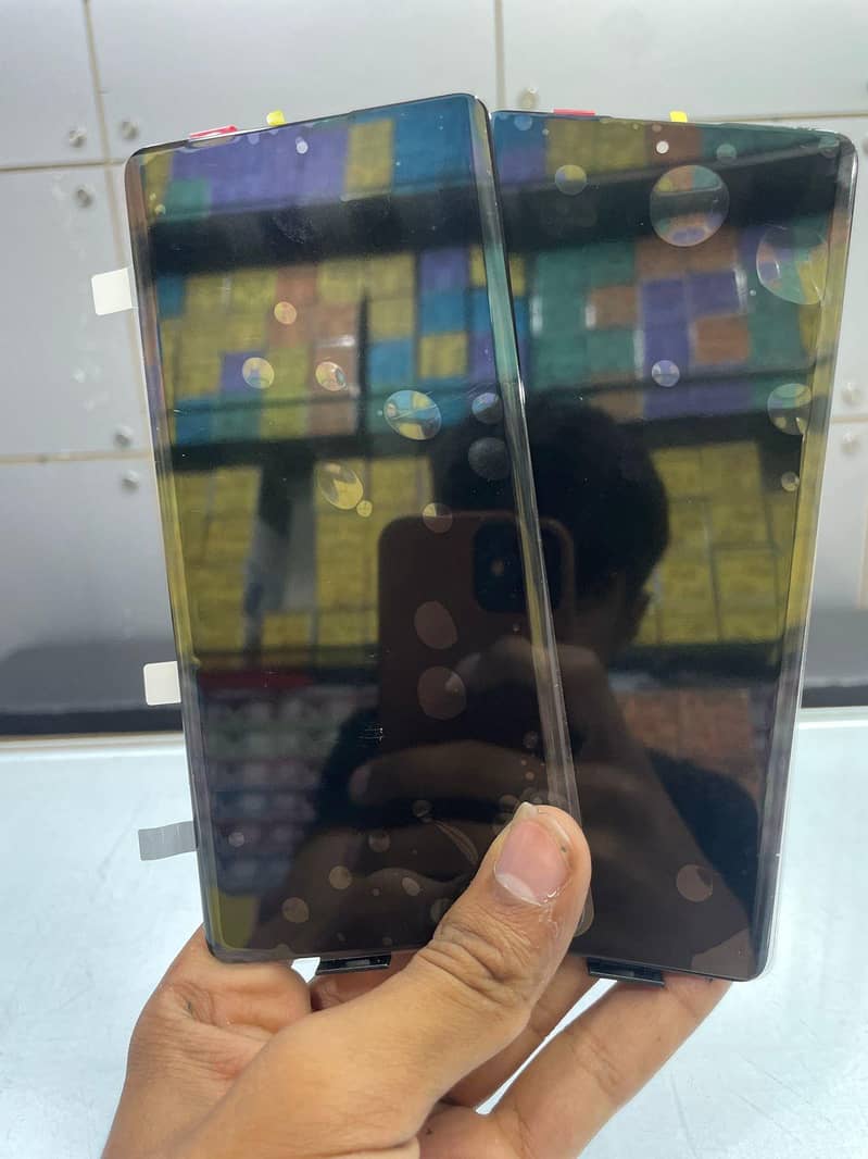 Google Pixel 6 Pro OLED and org panel 9