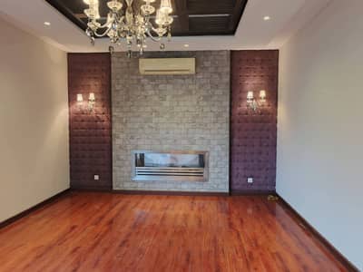 1 Kanal Full House For Rent In DHA Phase 8 Ex Park View