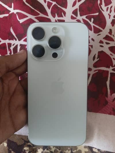 Apple iPhone 15 Pro