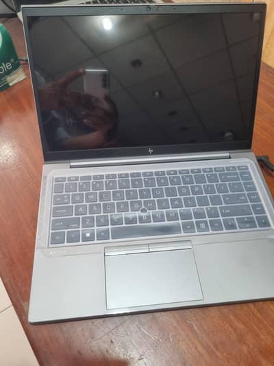 HP Z Book G8 i7/11 gen 32/512 ssd 4 gb Graphic Card