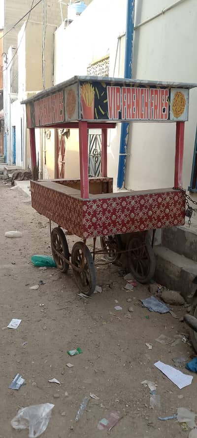 Salam  Korangi Vita Chorangi, Karachi Chai + Samose + Roll + Fries ke