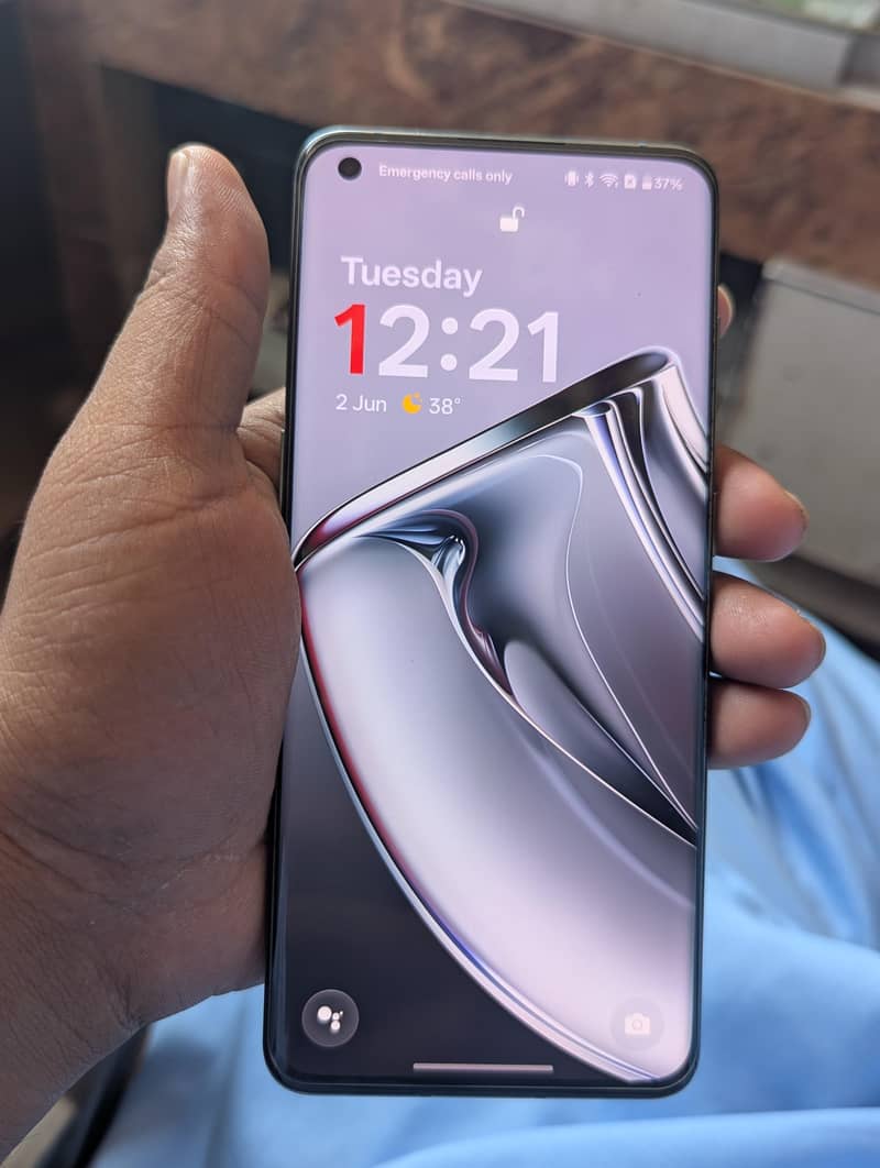 One Plus 10 Pro 1