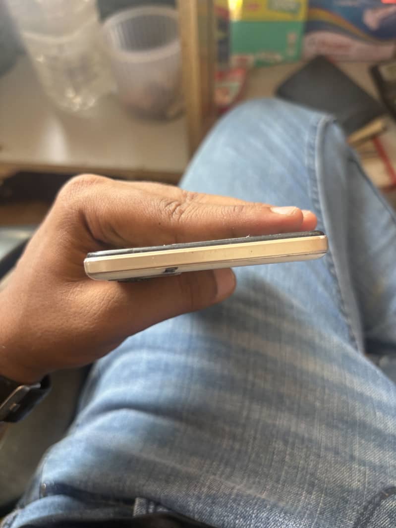 Tecno CAMON 18T 1