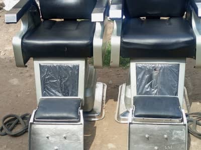 Saloon Chairs / Barber Chairs / Parlour Chairs / Cutting Chairs