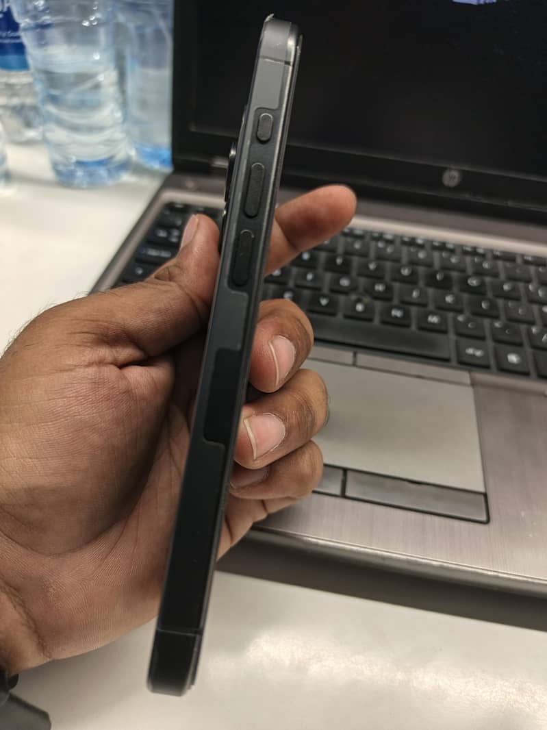 Apple iPhone 15 Pro 5