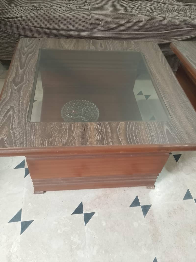 coffee table 0