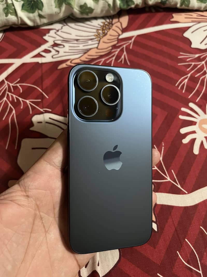 iPhone 15 Pro 0