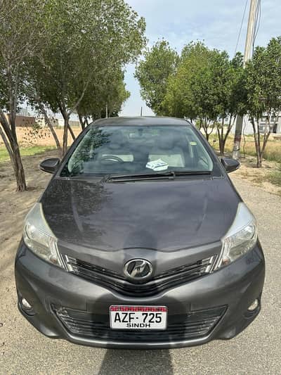 Toyota Vitz 2013