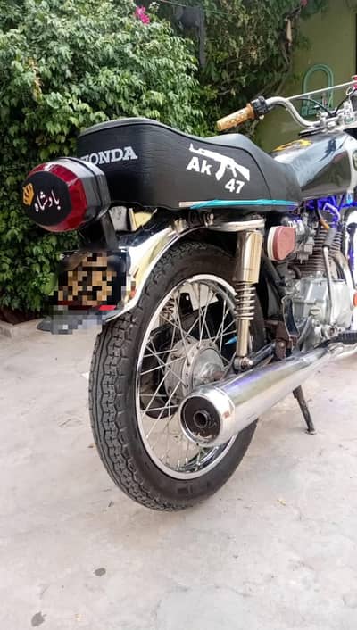 cg125 ha 2013 model ha black color ha condition  A one.