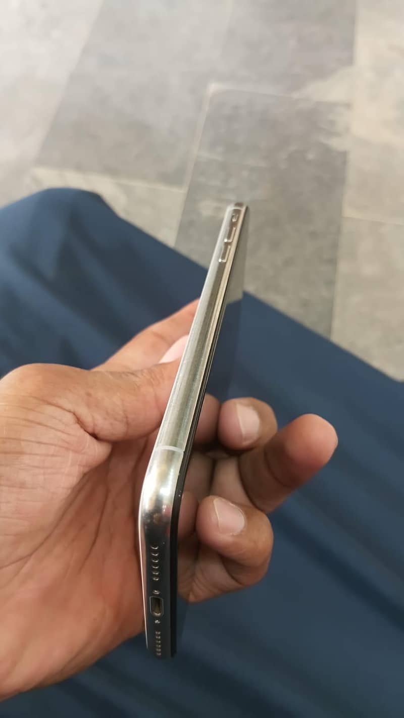 Apple iPhone X 1