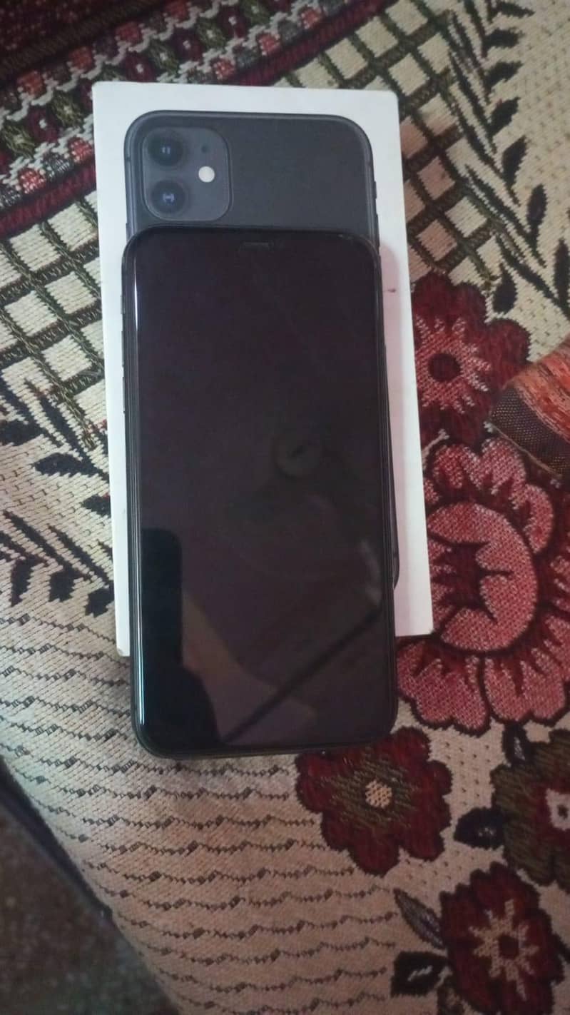 iPhone 11 2