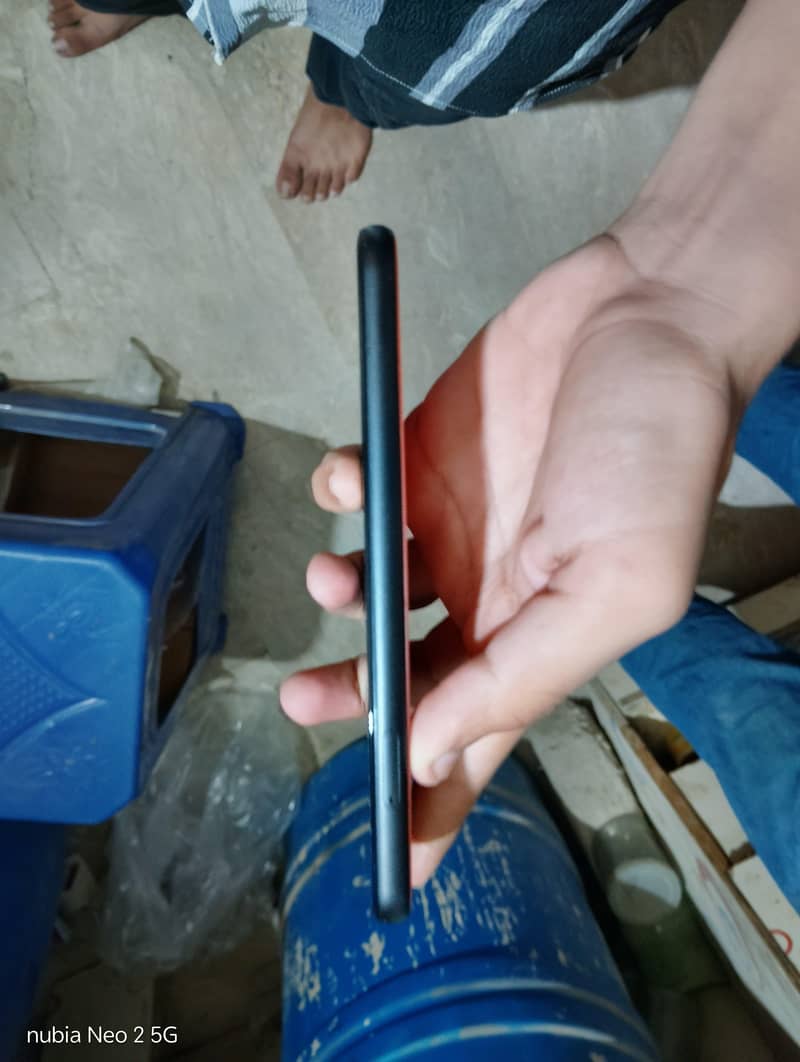 Google Pixel 4 3