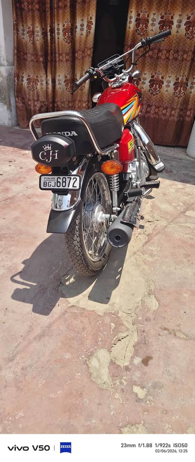 Honda 125 new grafic sticker